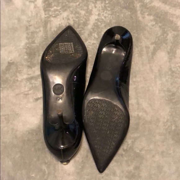 Michael Kors Shoes - Picture 2 of 3